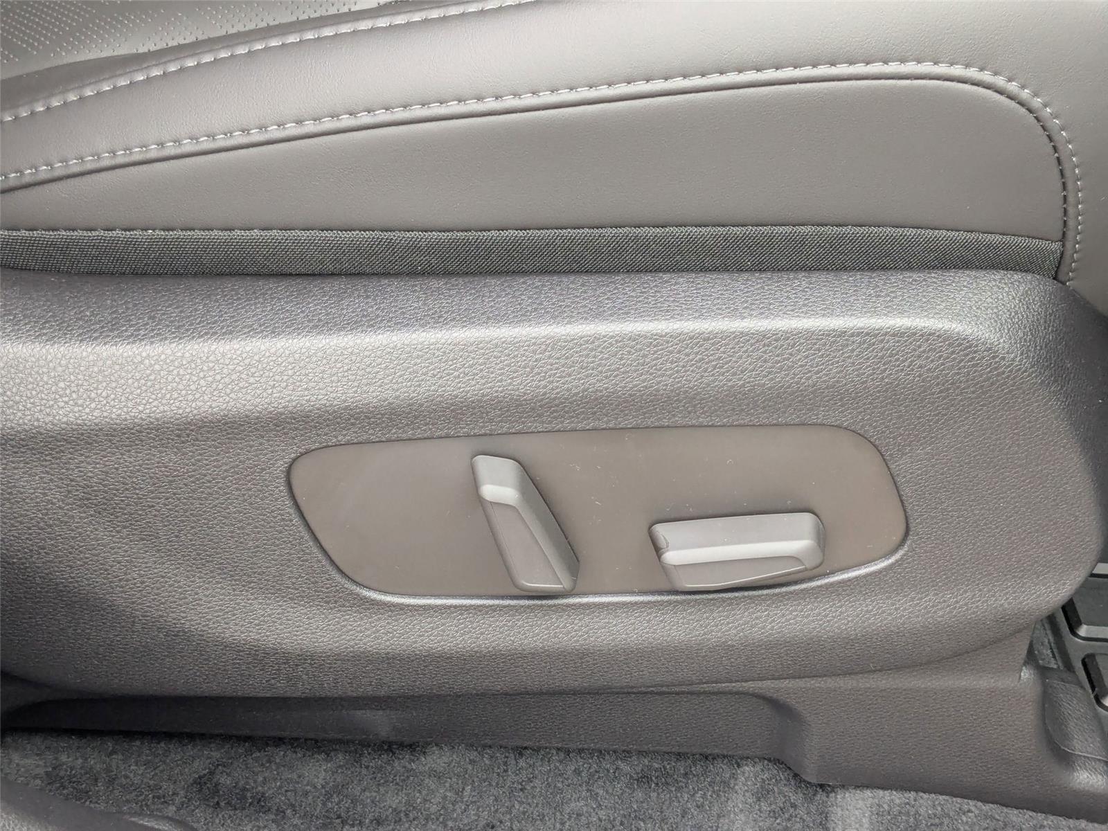 2026 Kia Carnival SX photo 38