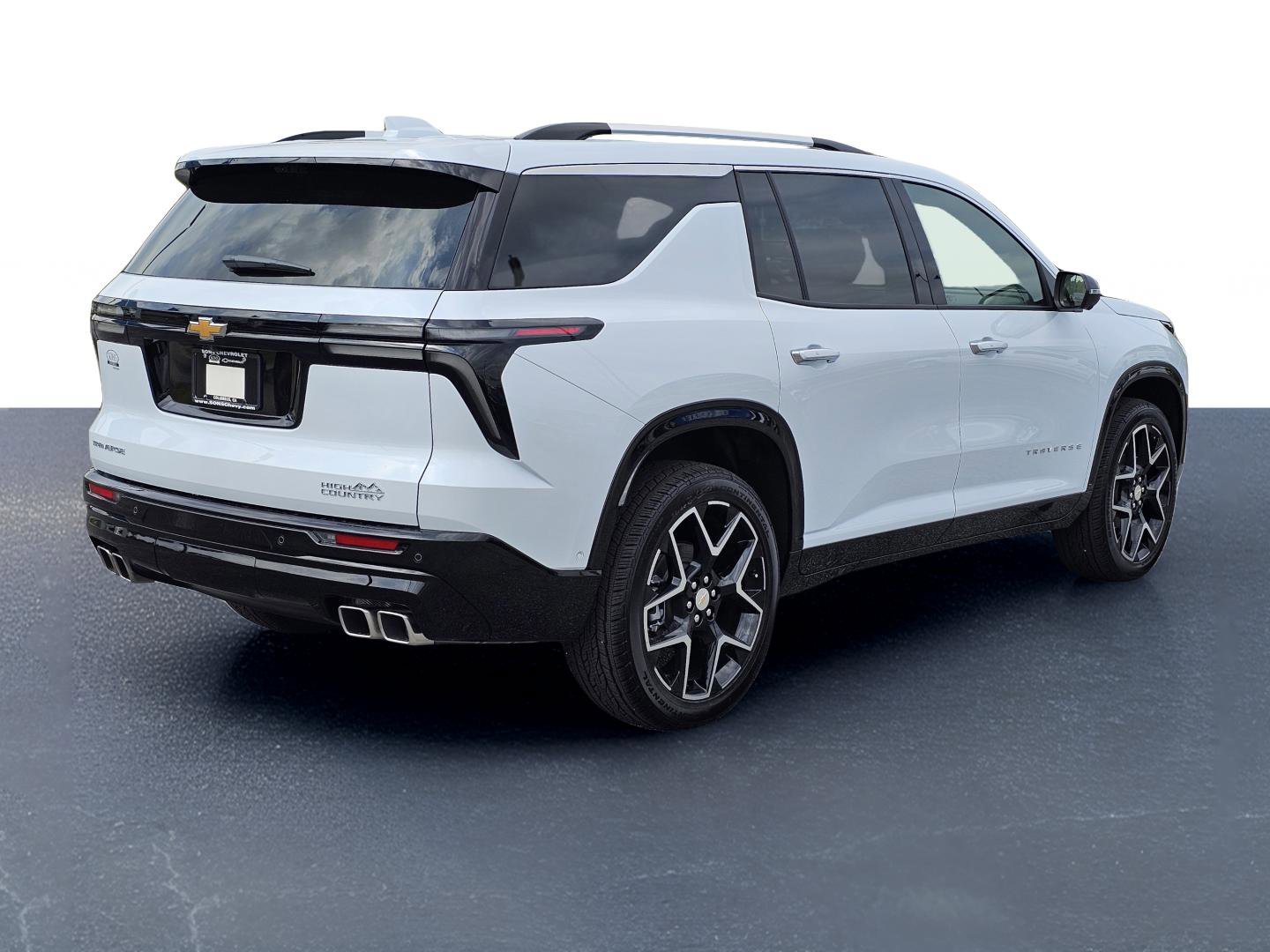 2026 Chevrolet Traverse High Country photo 2