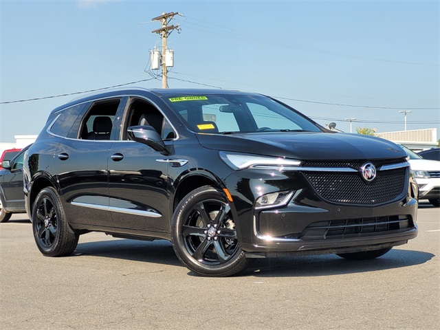 2023 Buick Enclave Essence photo 18