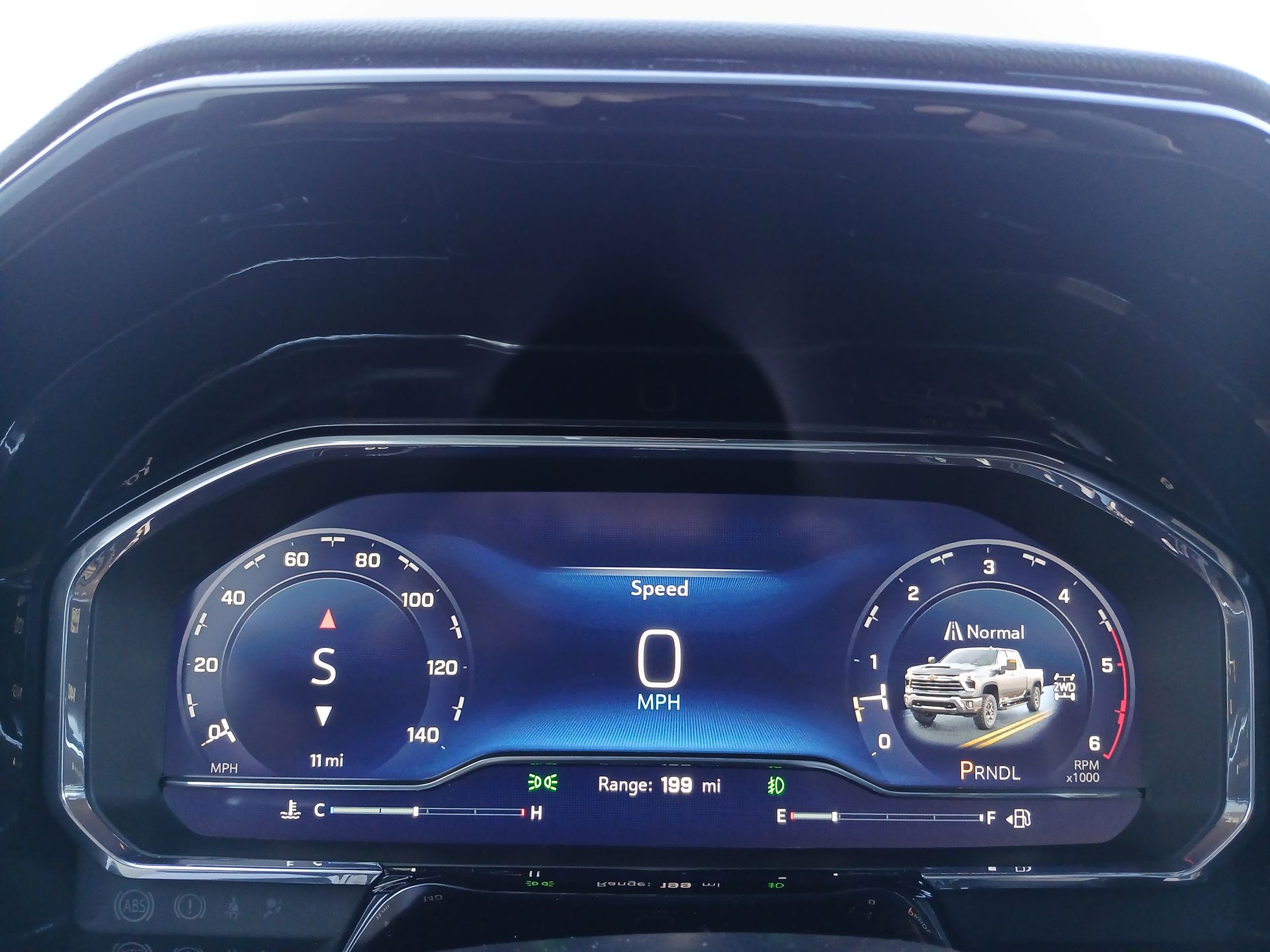 2025 Chevrolet Silverado 2500HD LT photo 12