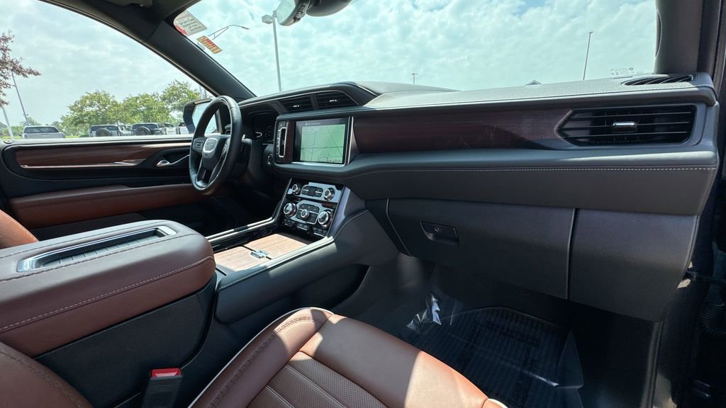 2024 Gmc Yukon Denali Ultimate photo 28