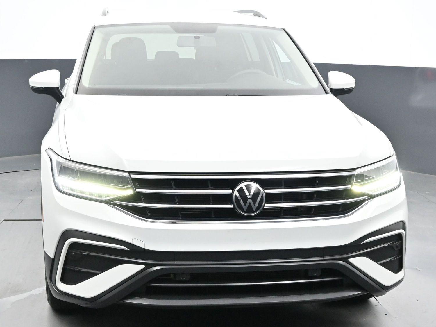 2022 Volkswagen Tiguan S photo 2