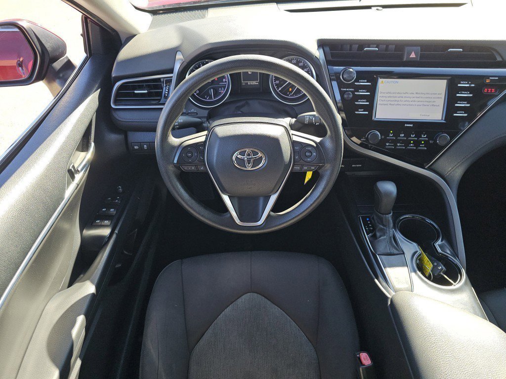 2020 Toyota Camry LE photo 4
