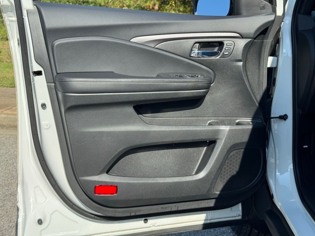 2019 Honda Passport EX-L photo 21