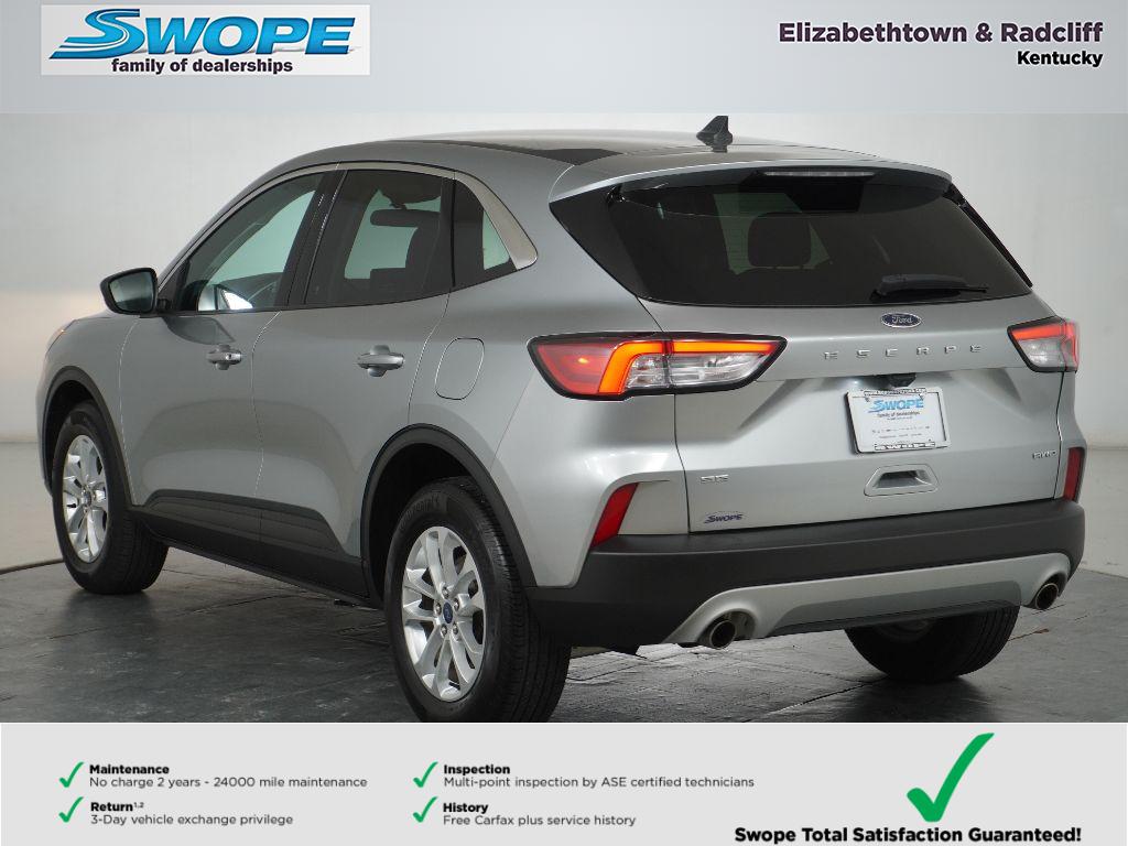 2022 Ford Escape SE photo 4