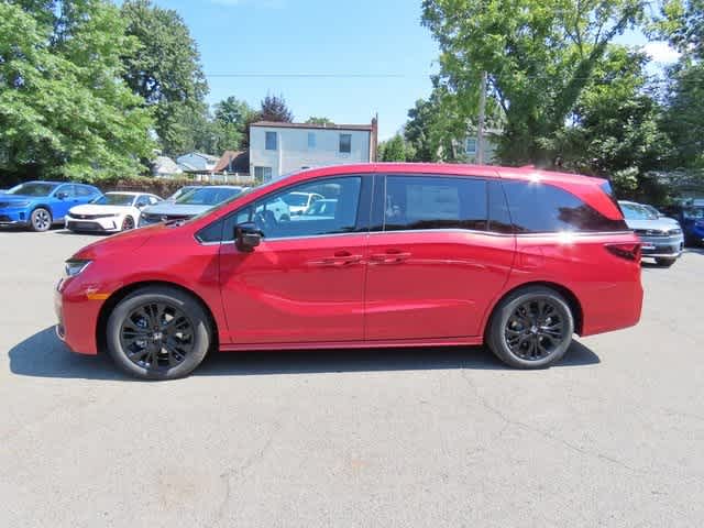2026 Honda Odyssey photo 2
