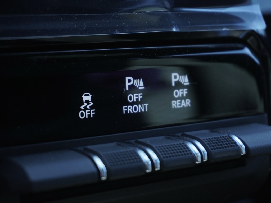 2026 Ram 1500 Big Horn Night Edition photo 16