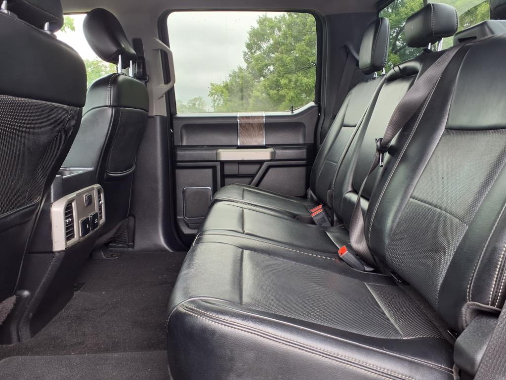 2019 Ford F-250 Lariat photo 21
