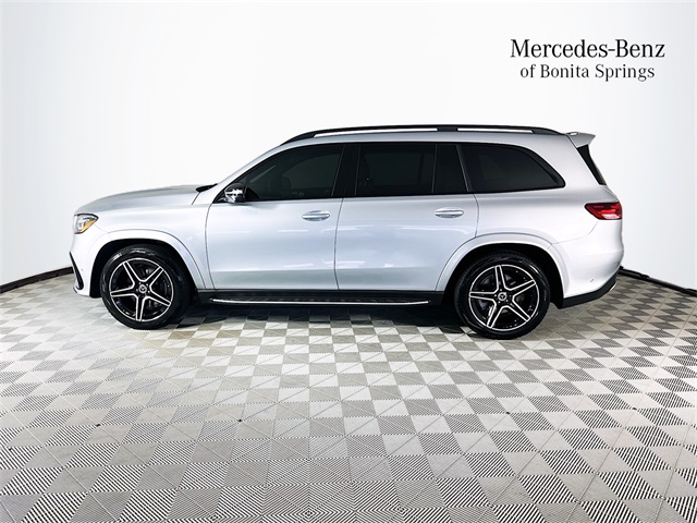 2024 Mercedes Benz GLS 450 4MATIC photo 4