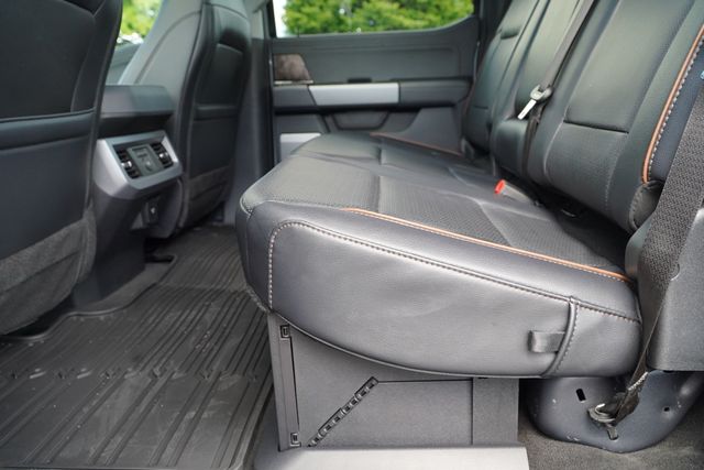 2025 Ford F-250 Lariat photo 27