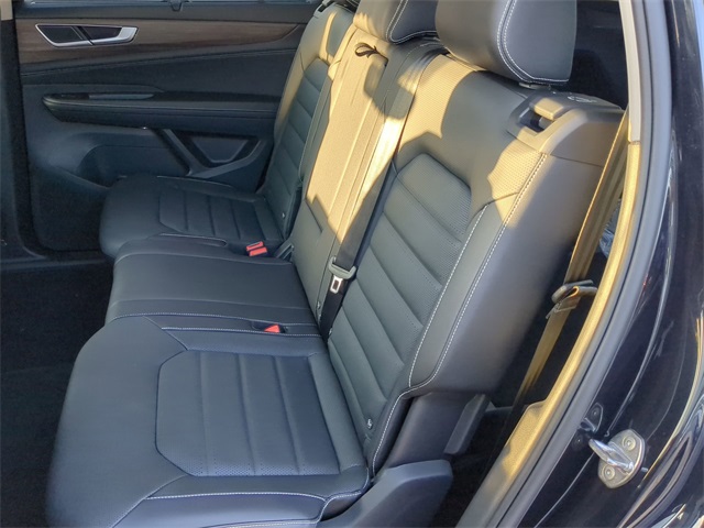 2026 Volkswagen Atlas SEL photo 17