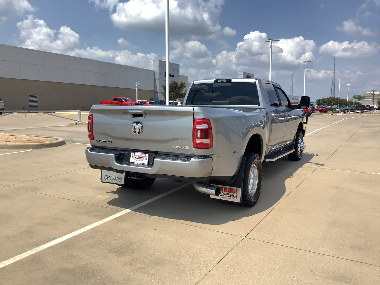 2024 Ram 3500 Laramie photo 3