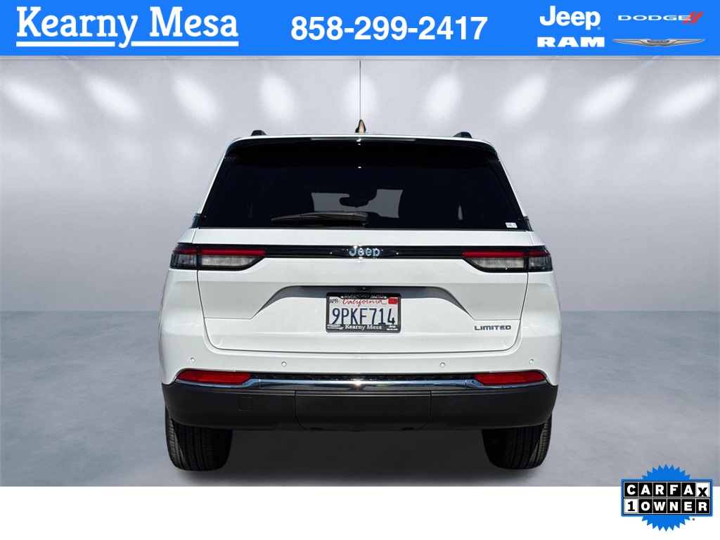 2023 Jeep Grand Cherokee Limited photo 3