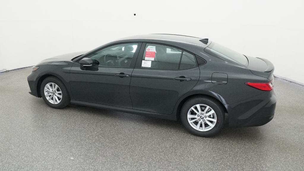 2026 Toyota Camry LE photo 11