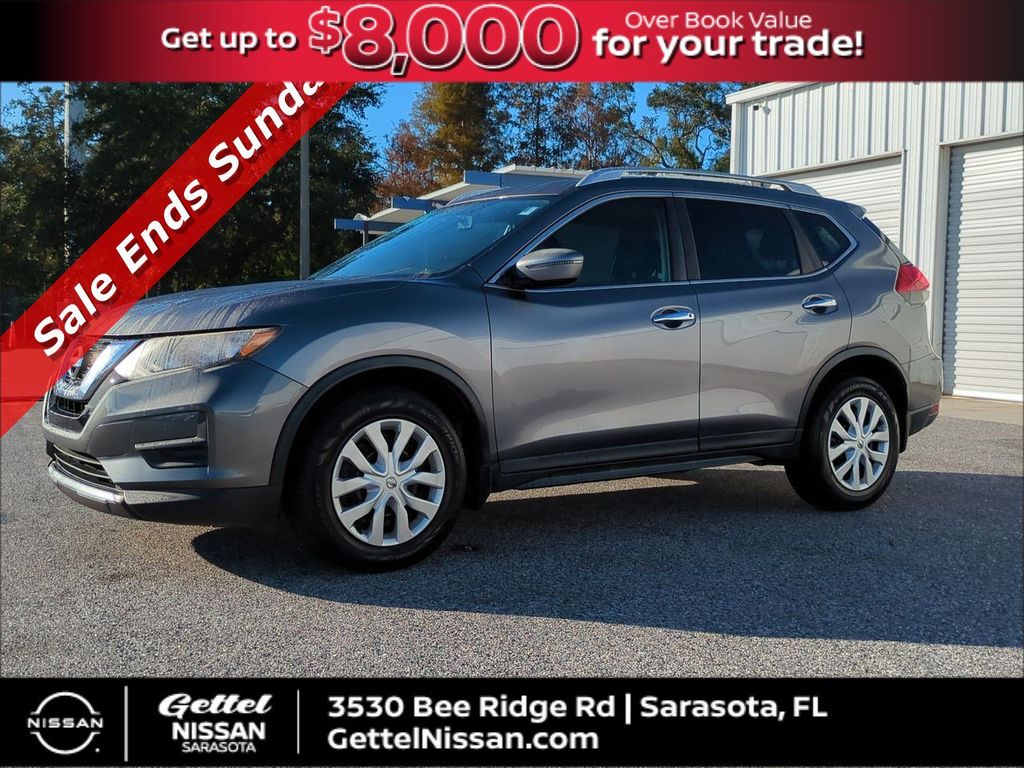 2017 Nissan Rogue S's photo