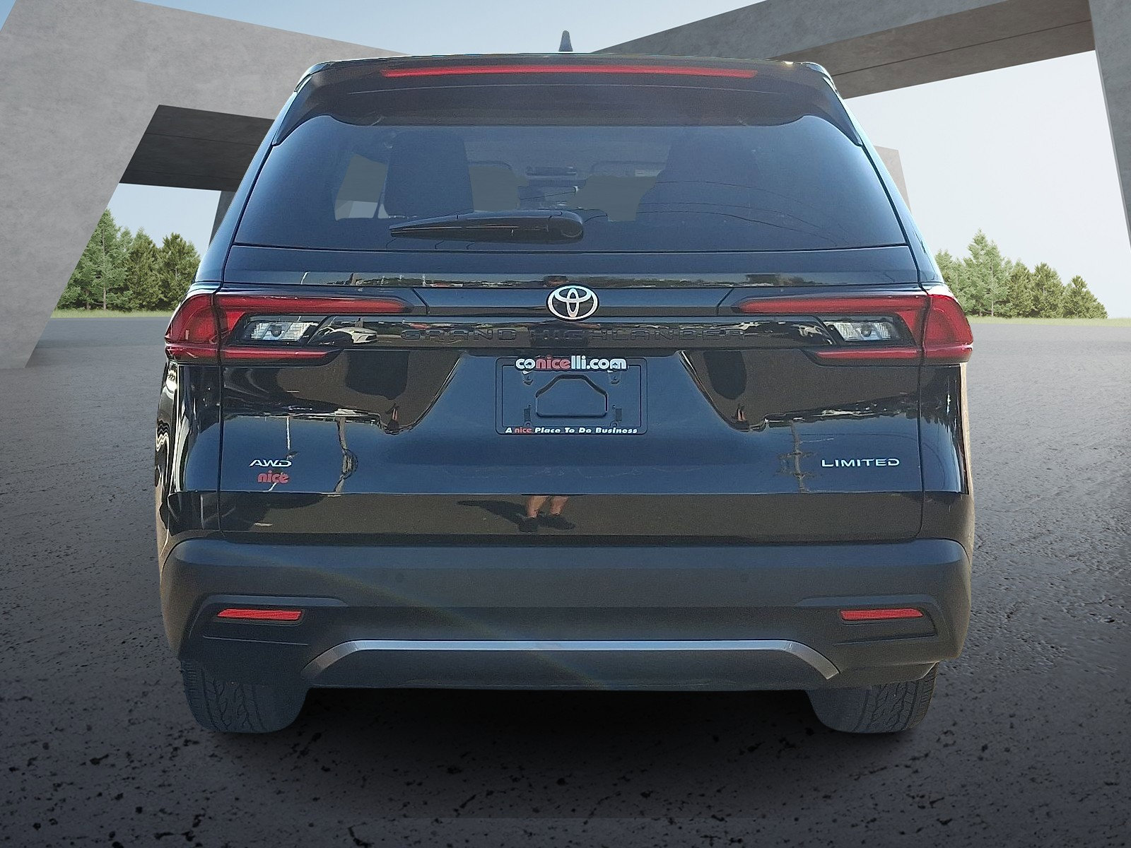 2025 Toyota Grand Highlander Limited photo 4