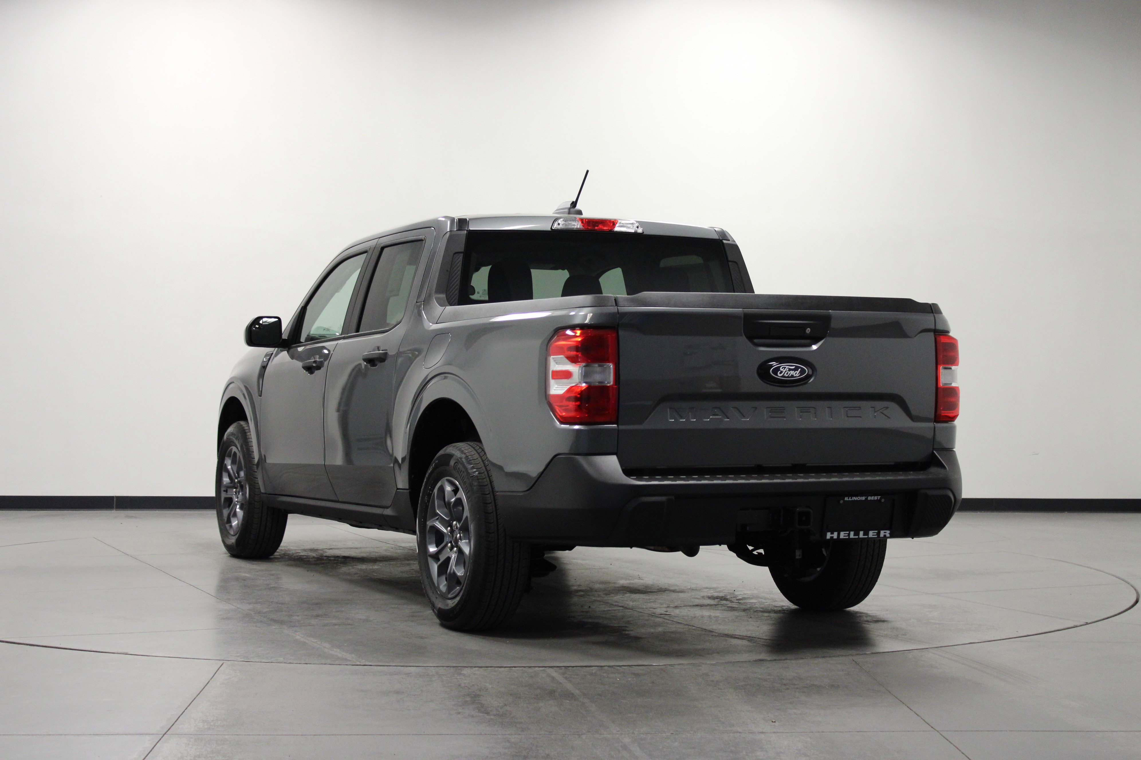 2025 Ford Maverick XLT photo 3