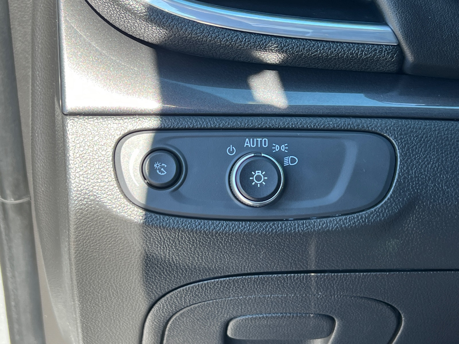 2022 Buick Encore Preferred photo 31