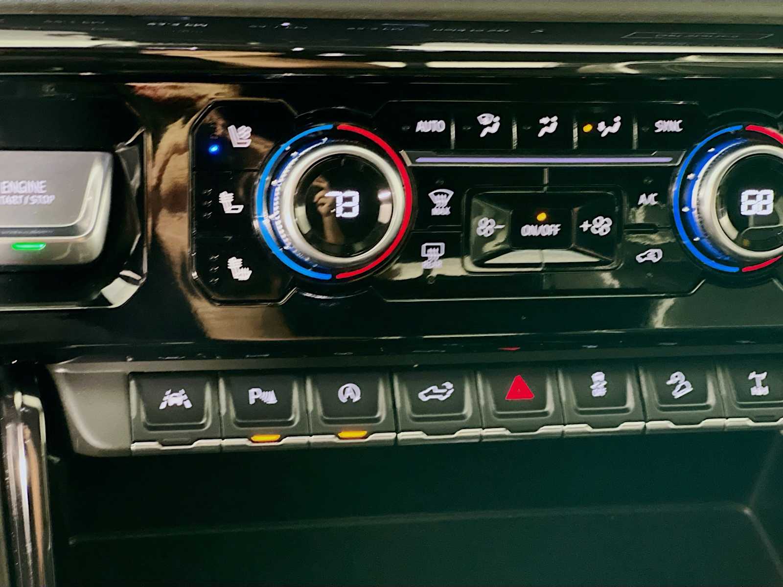 2024 Gmc Sierra 1500 AT4X photo 16