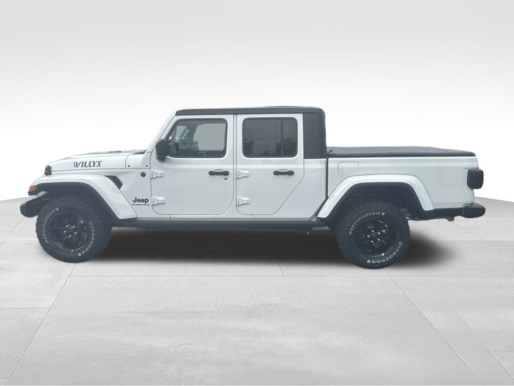 2025 Jeep Gladiator Willys photo 12