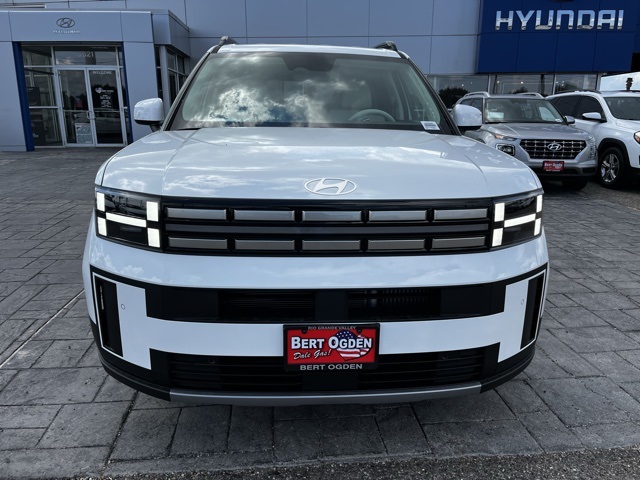 2026 Hyundai Santa Fe SEL photo 2