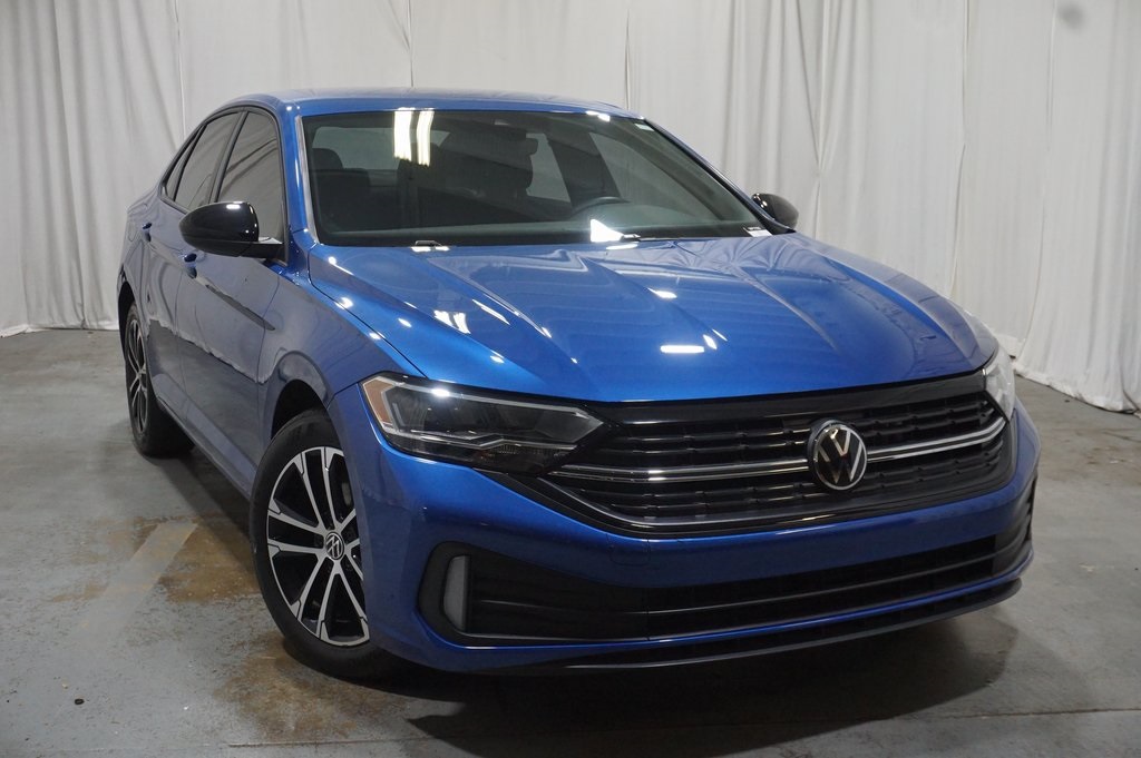 2024 Volkswagen Jetta 1.5T Sport photo 4