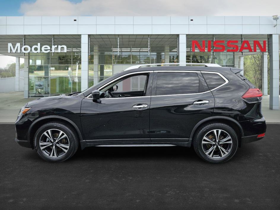 2019 Nissan Rogue SV photo 6