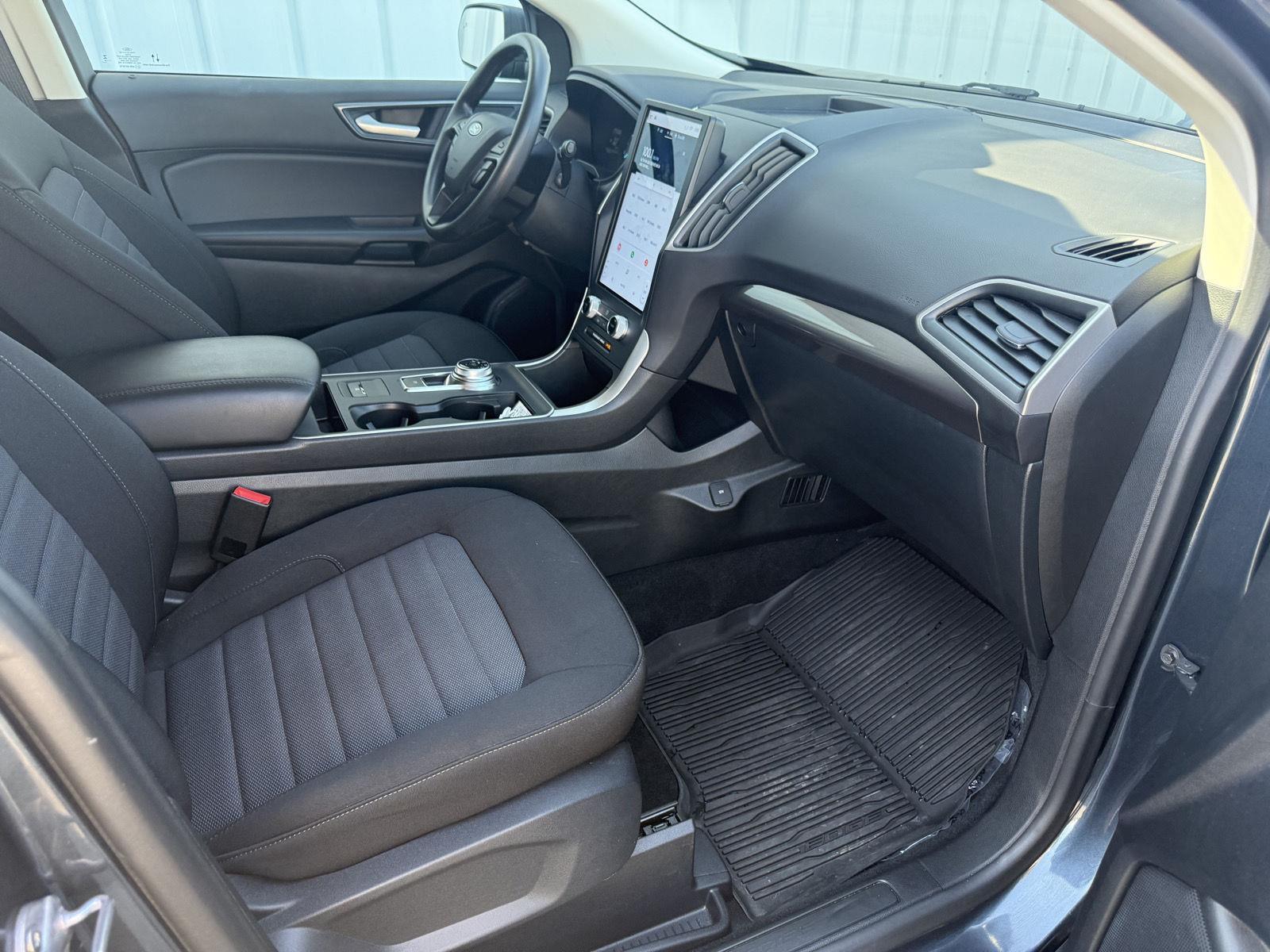 2024 Ford Edge SE photo 21