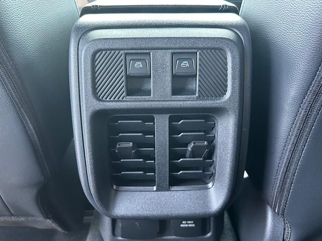 2025 Ford Bronco Outer Banks photo 33