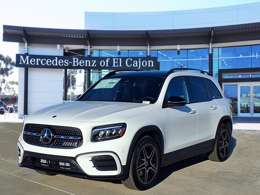 2026 Mercedes-Benz GLB GLB 250's photo