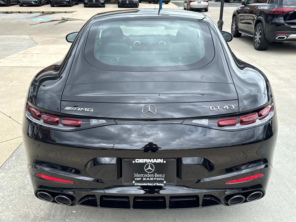 2025 Mercedes Benz AMG GT photo 4