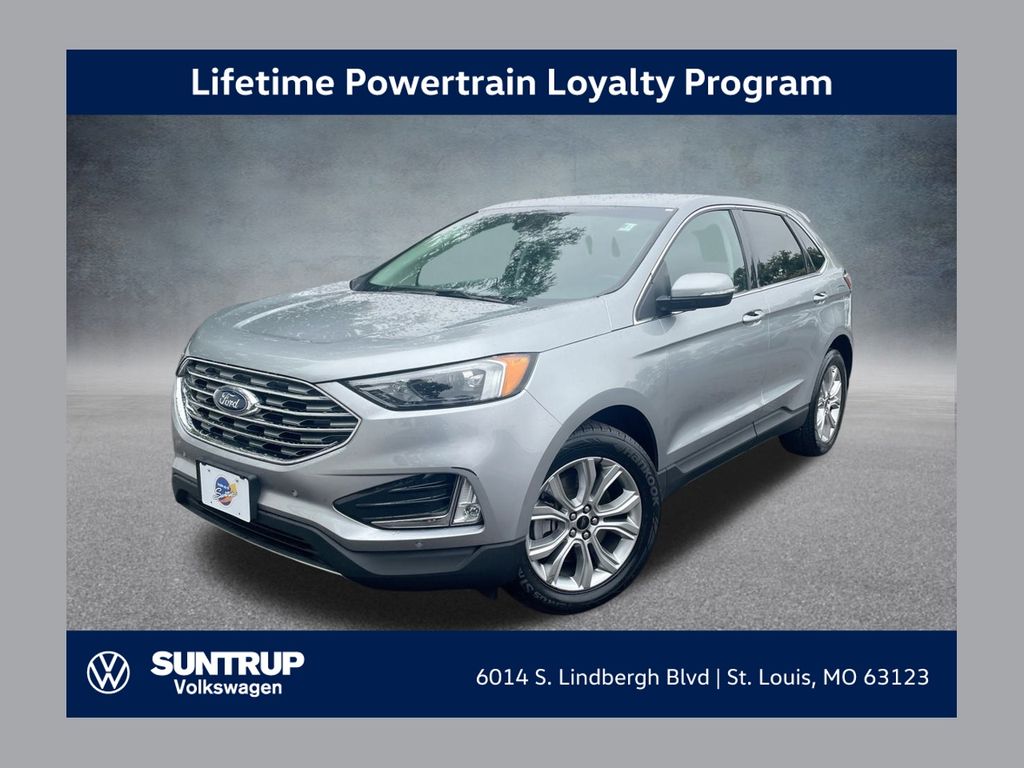 2024 Ford Edge Titanium's photo