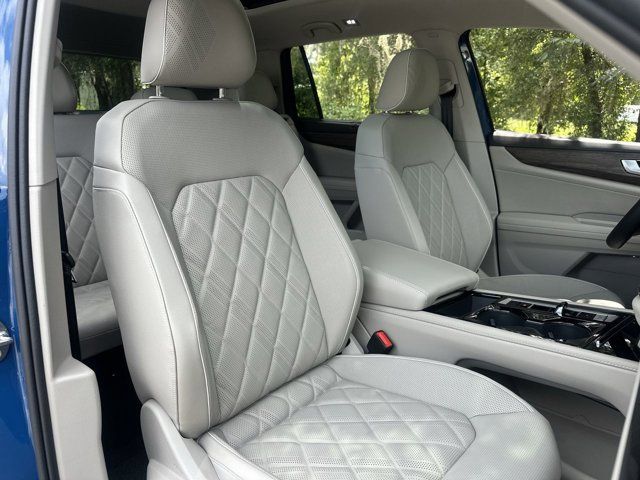 2026 Volkswagen Atlas SEL Premium R-Line photo 19
