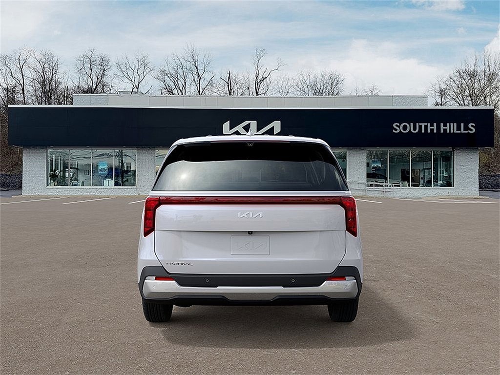 2026 Kia Carnival EX photo 4