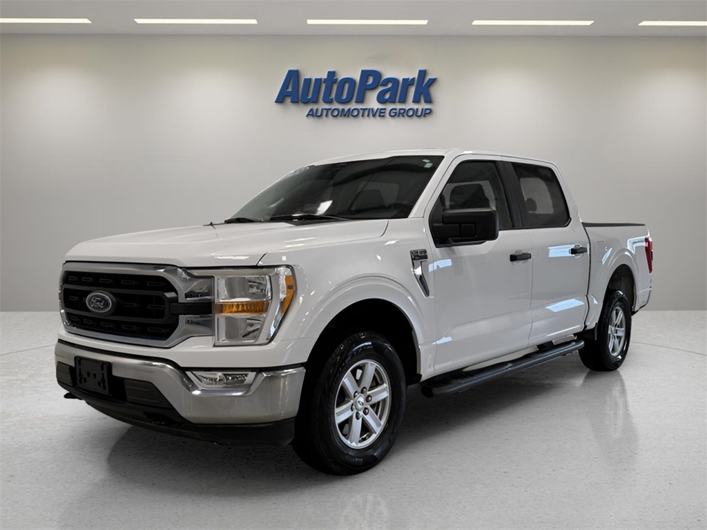 2022 Ford F-150 XLT photo 2