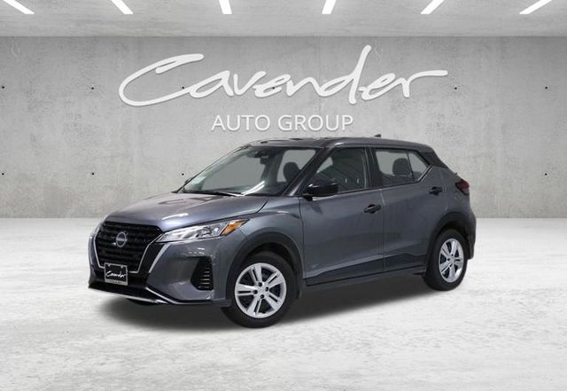 2025 Nissan KICKS PLAY Base's photo