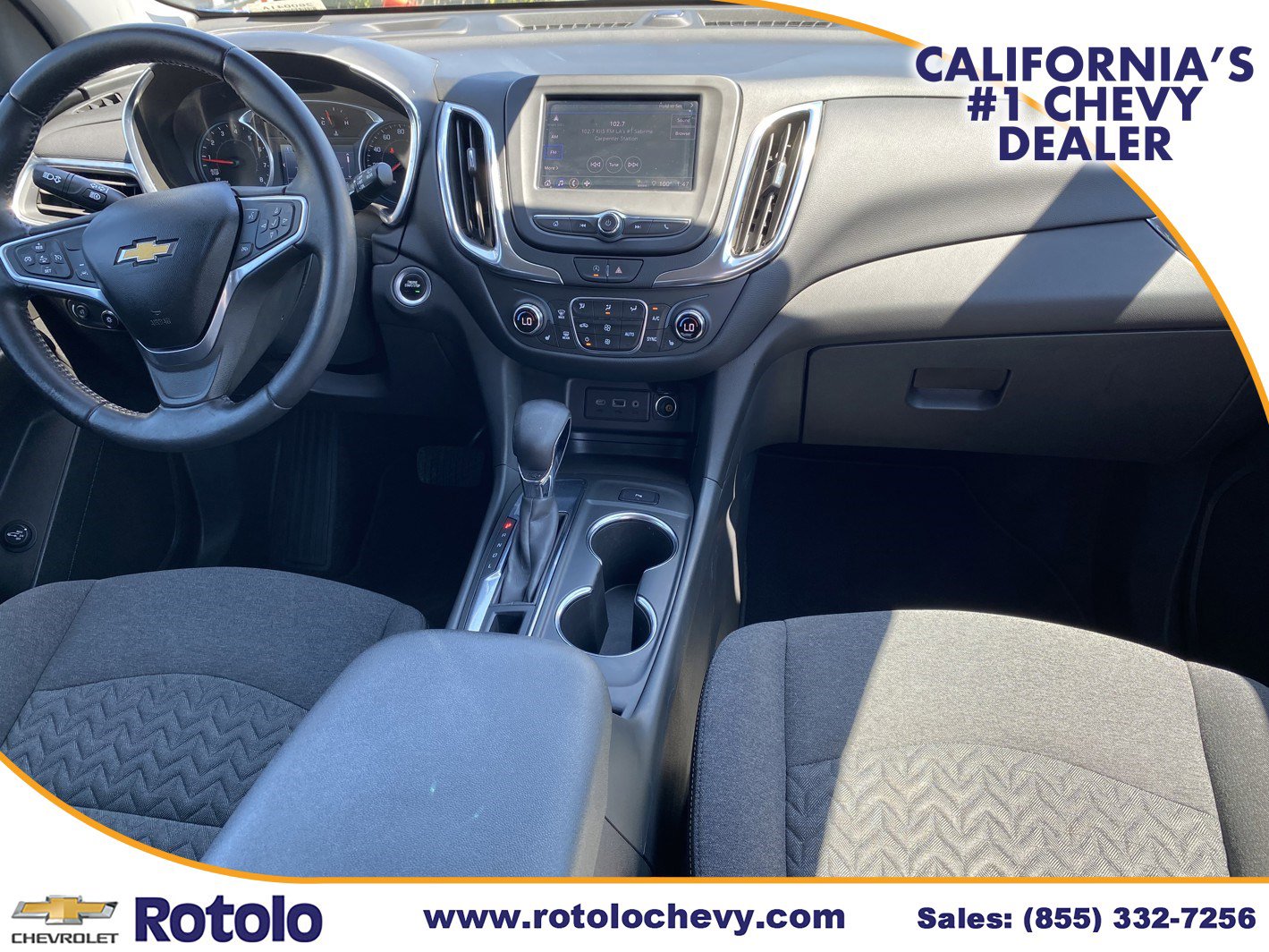 2022 Chevrolet Equinox LT photo 2