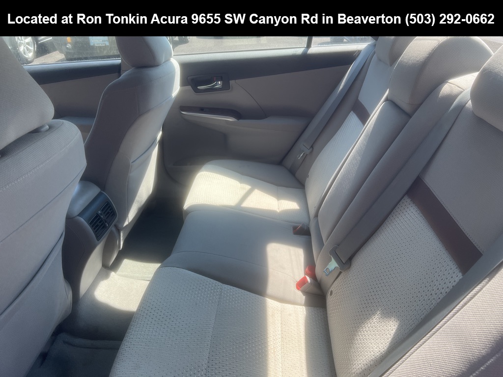 2012 Toyota Camry XLE photo 12