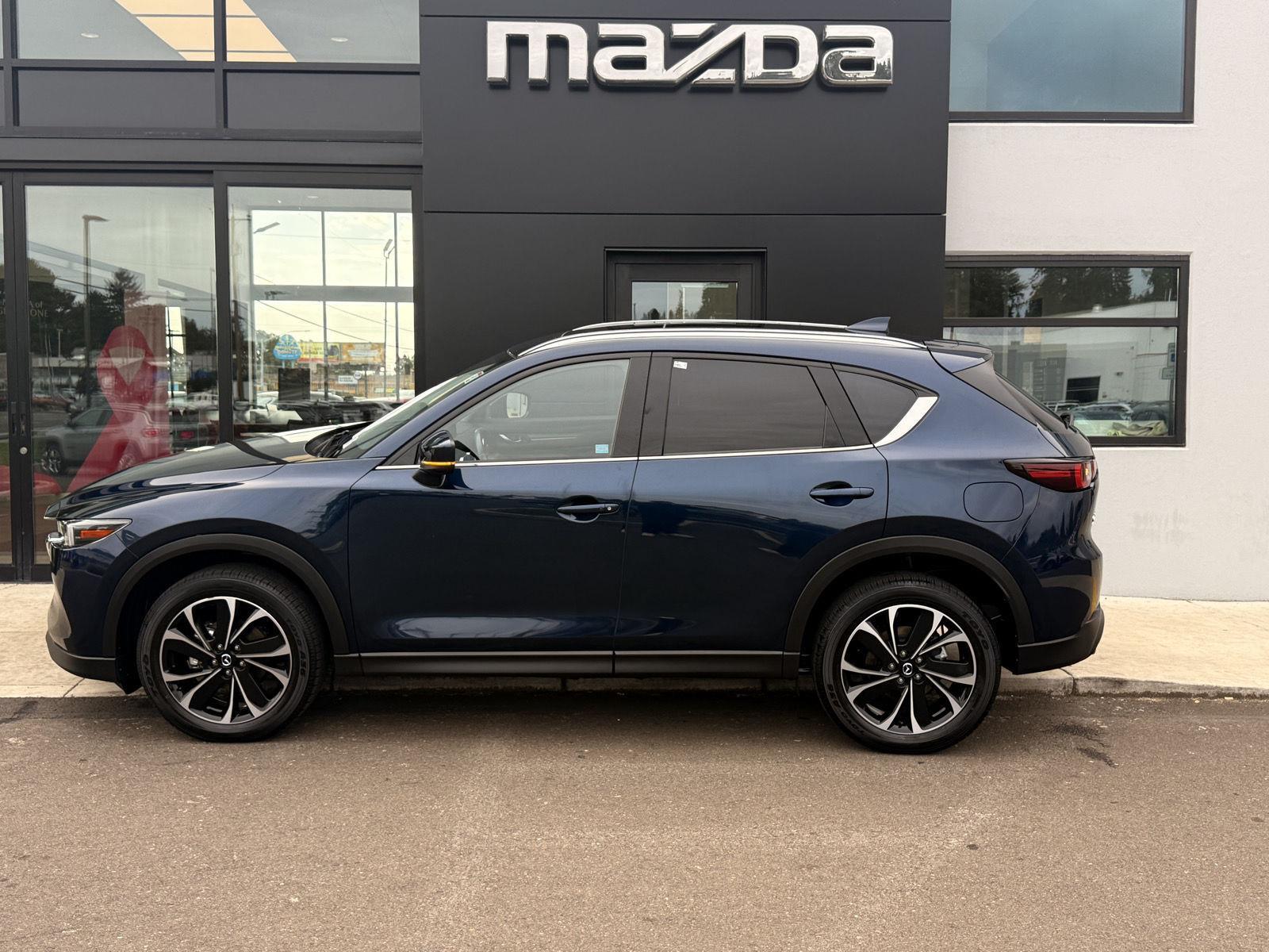2023 Mazda CX-5 2.5 S Premium photo 3