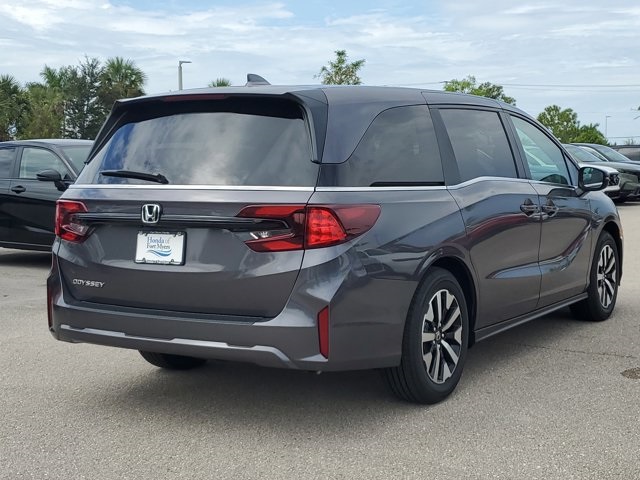 2026 Honda Odyssey EX-L photo 3