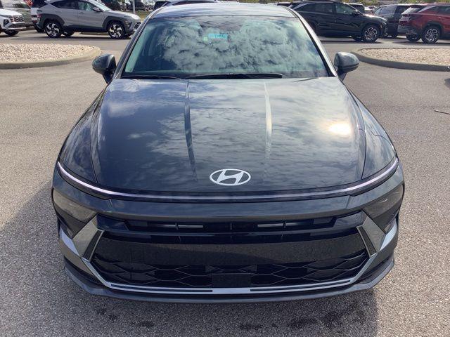 2026 Hyundai Sonata SE photo 2