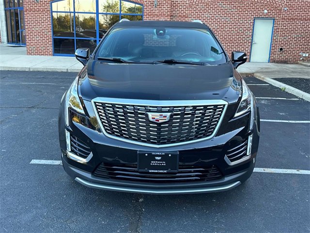 2022 Cadillac XT5 Premium Luxury photo 2