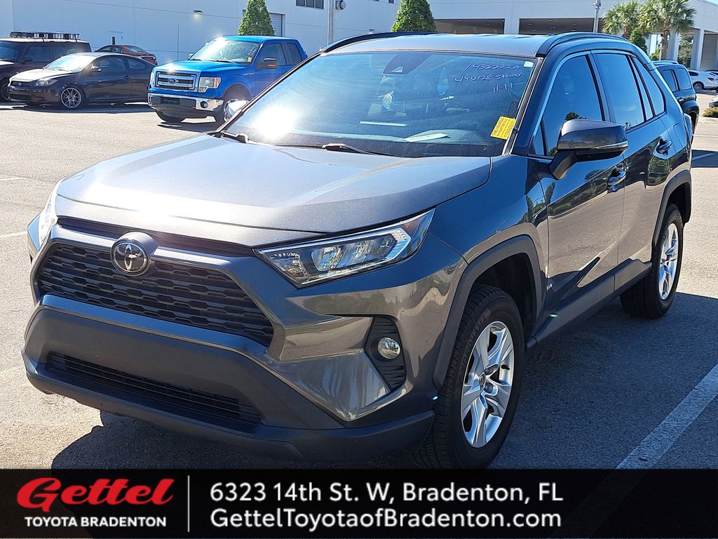 2021 Toyota RAV4 XLE
