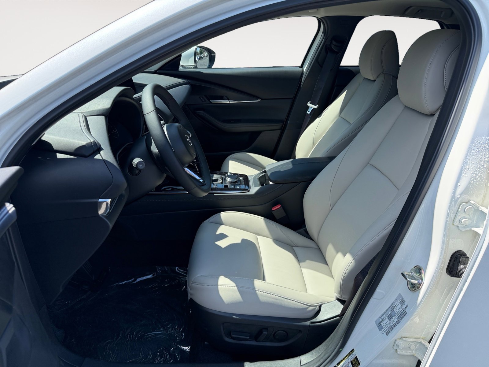 2025 Mazda CX-30 2.5 S Preferred photo 10