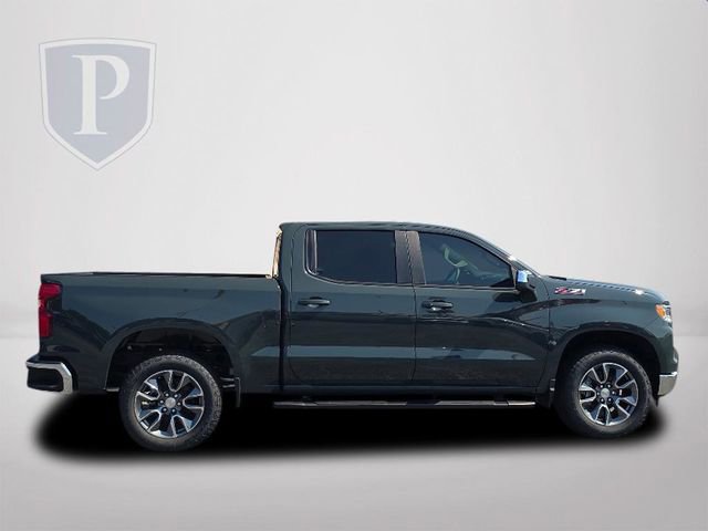 2026 Chevrolet Silverado 1500 LT photo 2