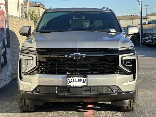 2026 Chevrolet Suburban RST photo 3