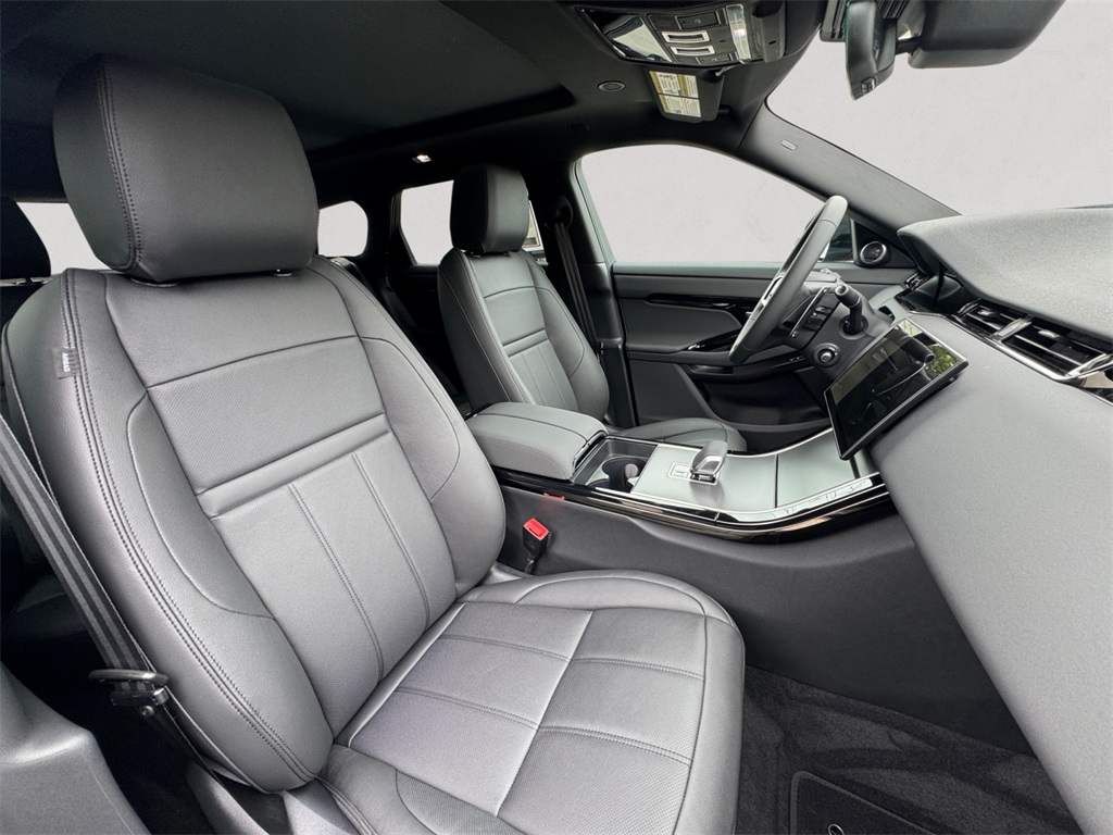 2026 Land Rover Range Rover Evoque S photo 15