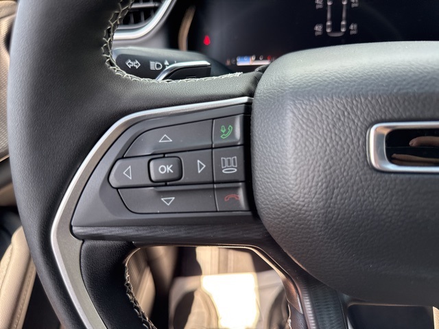 2025 Jeep Grand Cherokee Altitude X photo 29