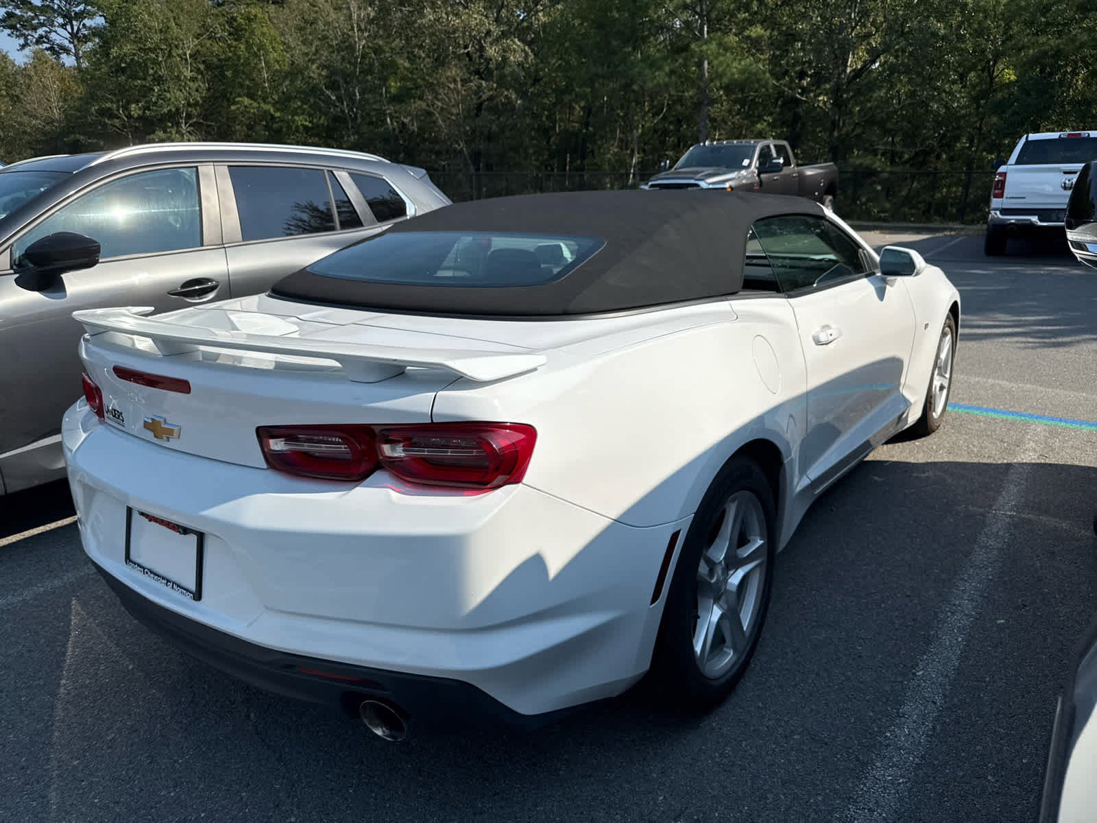2023 Chevrolet Camaro 1LT photo 3