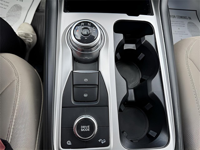 2023 Ford Explorer Base photo 31
